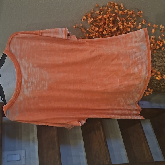 Free People, We The Free orange shirt - Picture 3 of 3